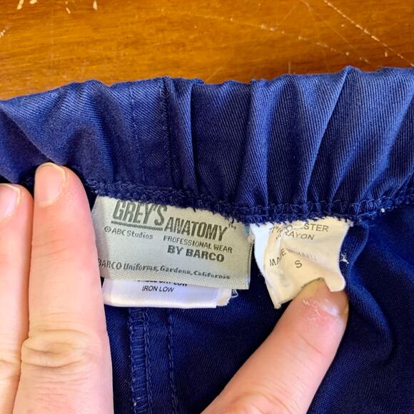 Blue Grey's Anatomy Scrubs - Picture 8 of 8